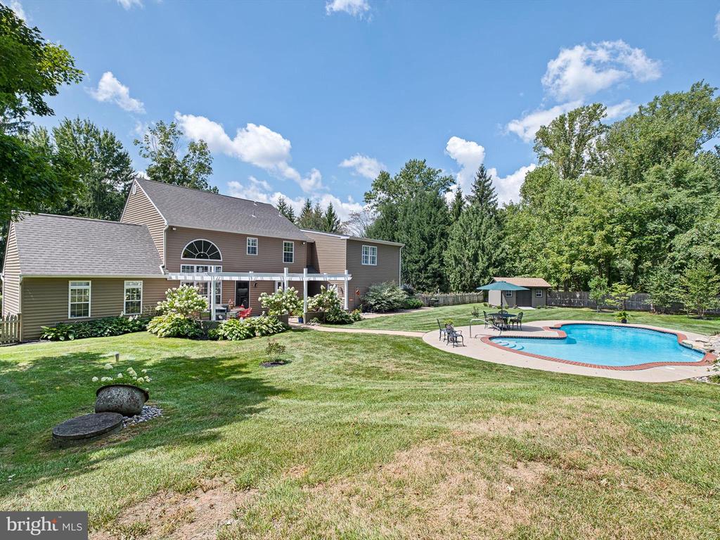 5240 CARVERSVILLE ROAD
