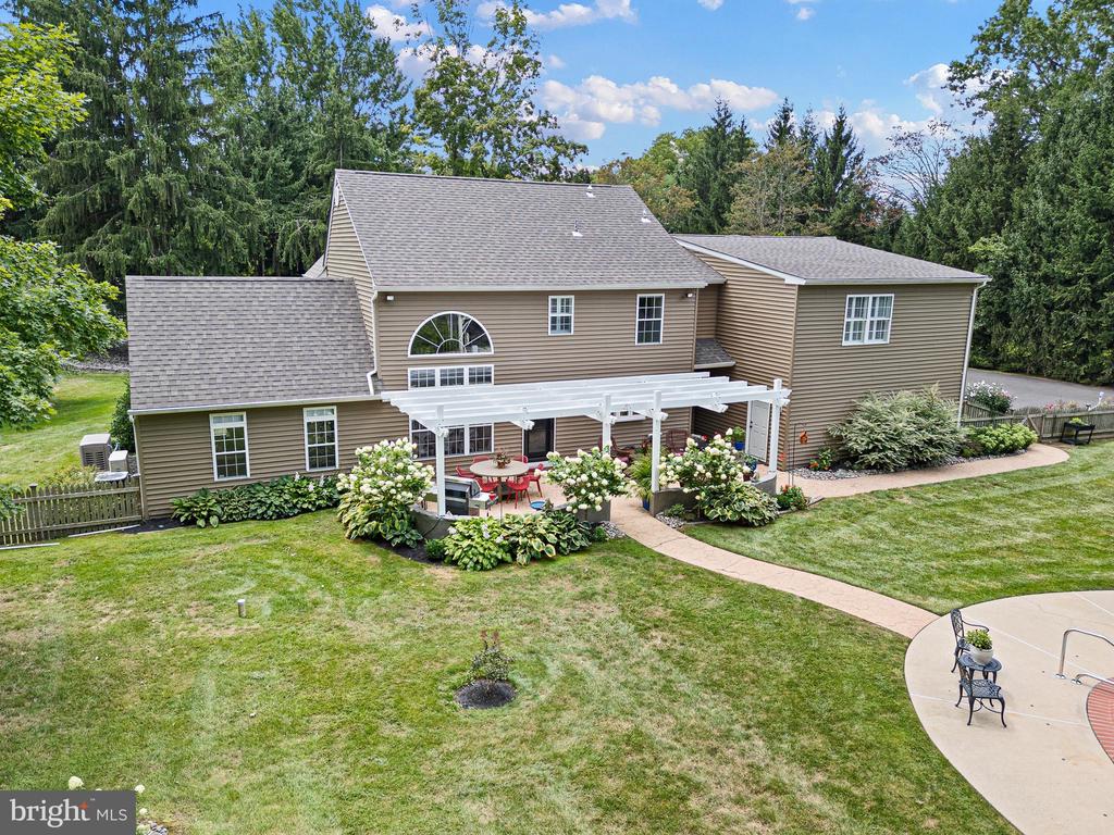 5240 CARVERSVILLE ROAD