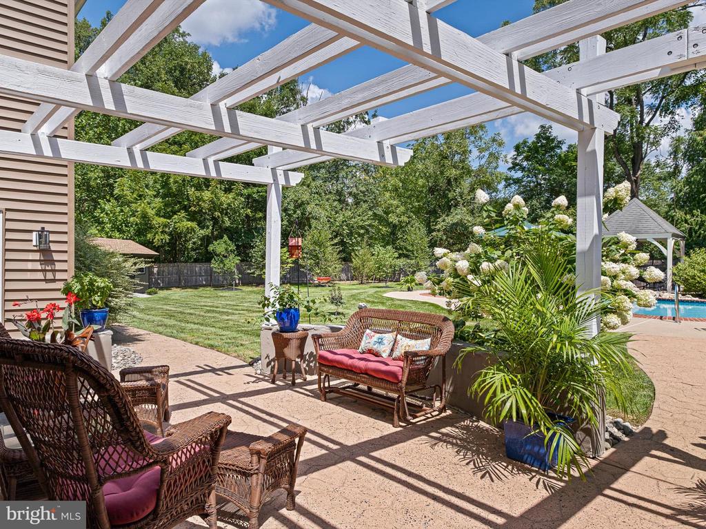 5240 CARVERSVILLE ROAD