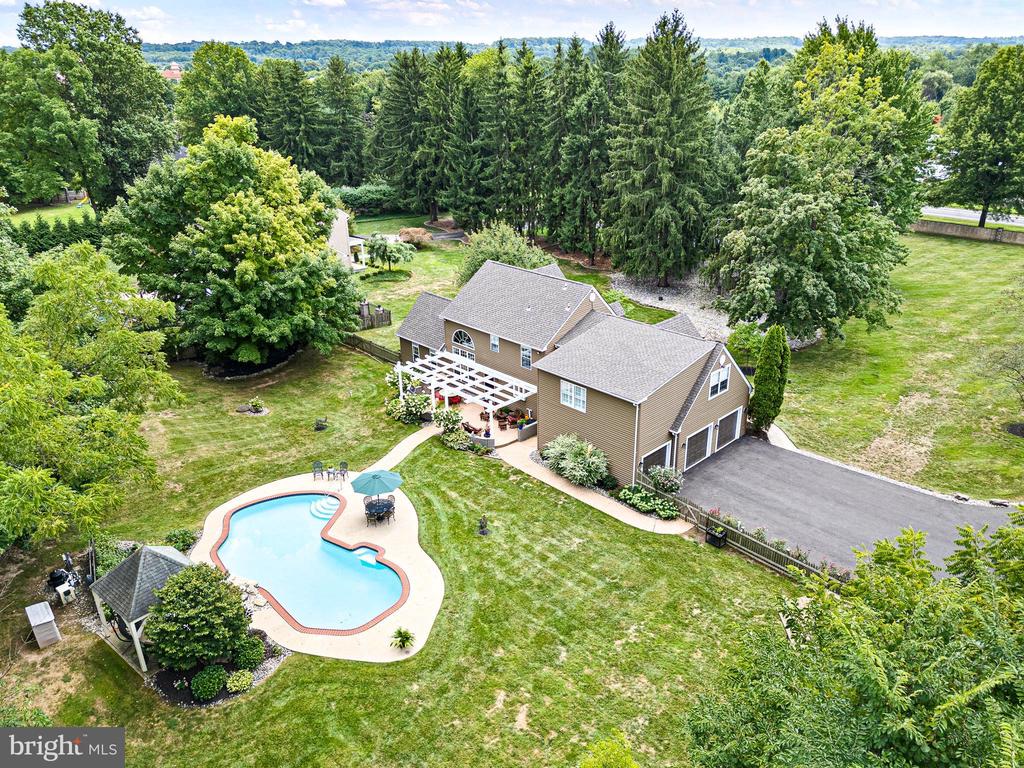 5240 CARVERSVILLE ROAD