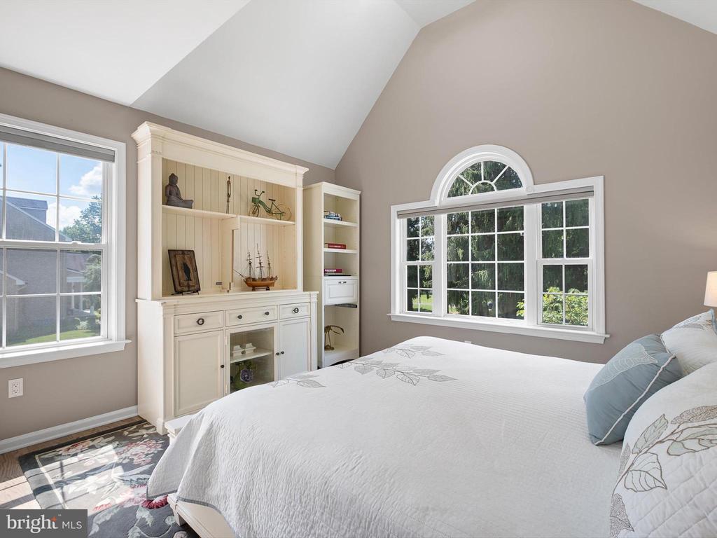 5240 CARVERSVILLE ROAD