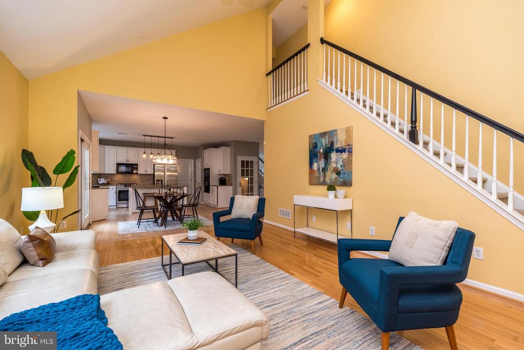 2004 CARMEL DRIVE