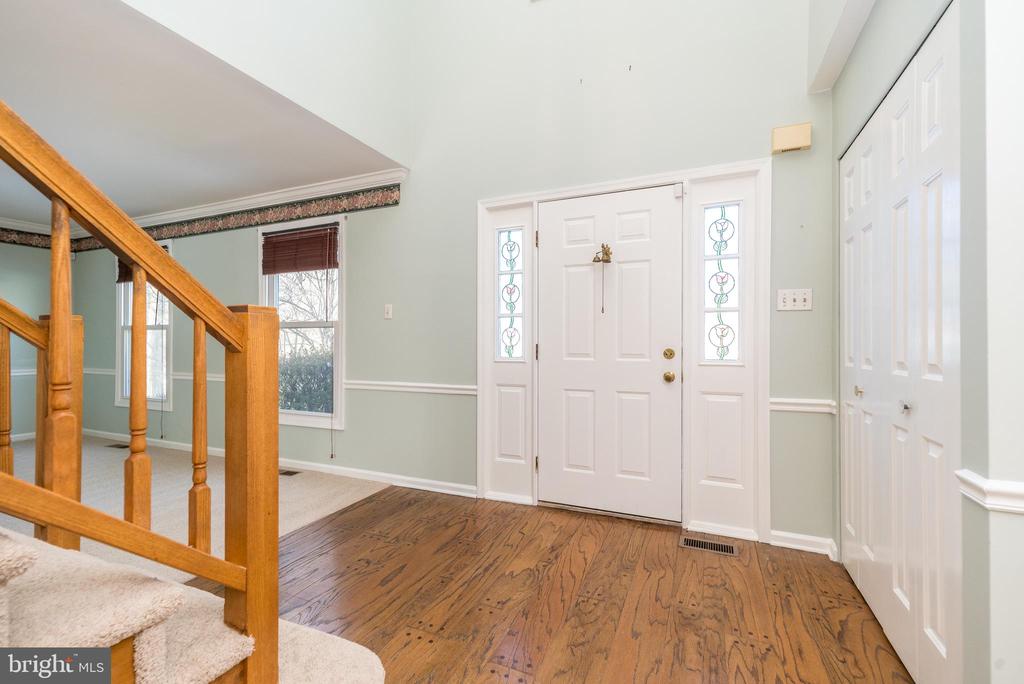 1816 FAIRWAY DRIVE