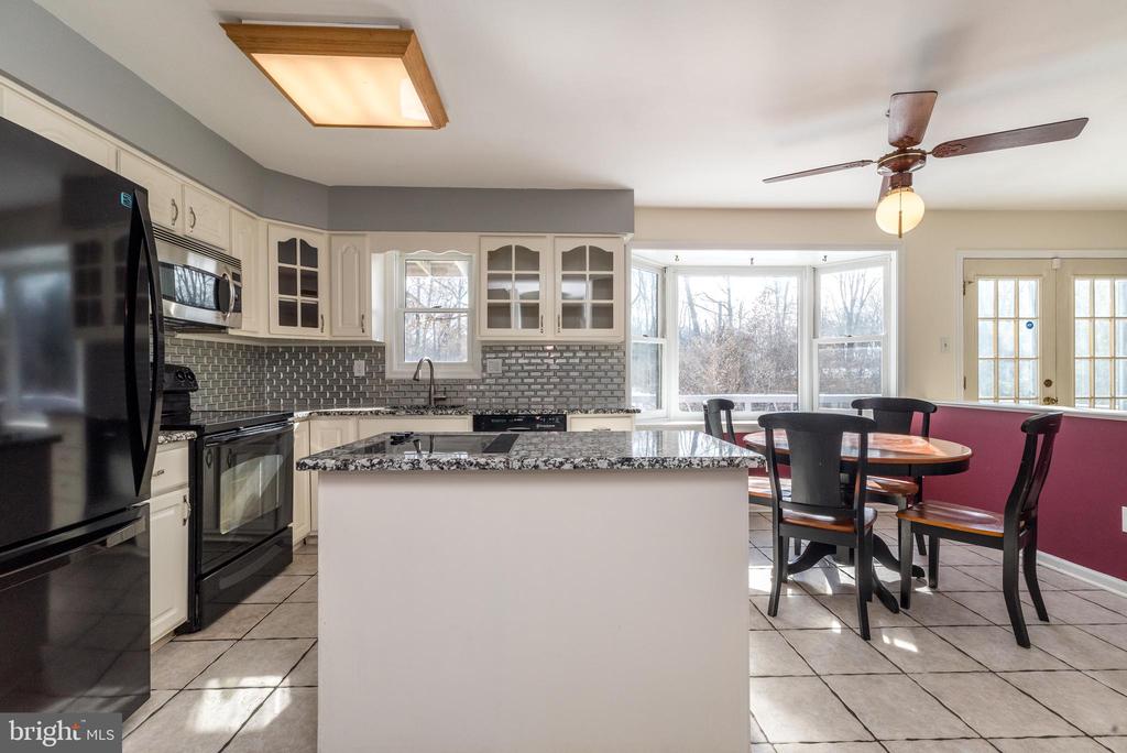 1816 FAIRWAY DRIVE