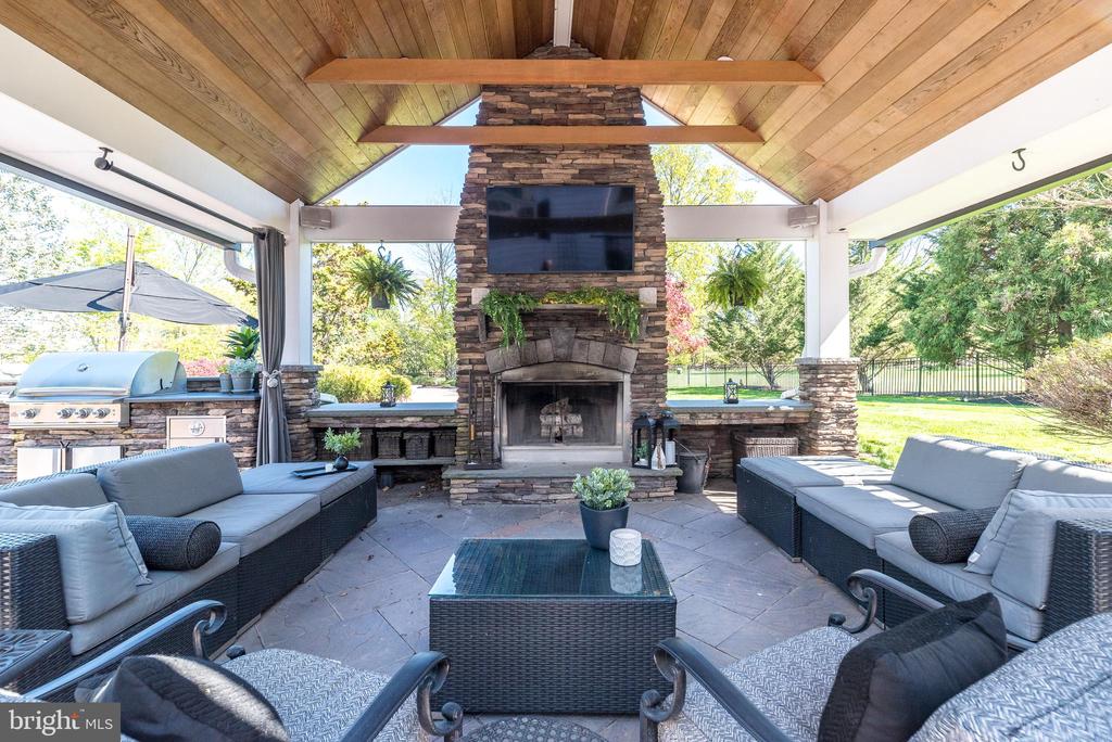 2209 Denbeigh Drive