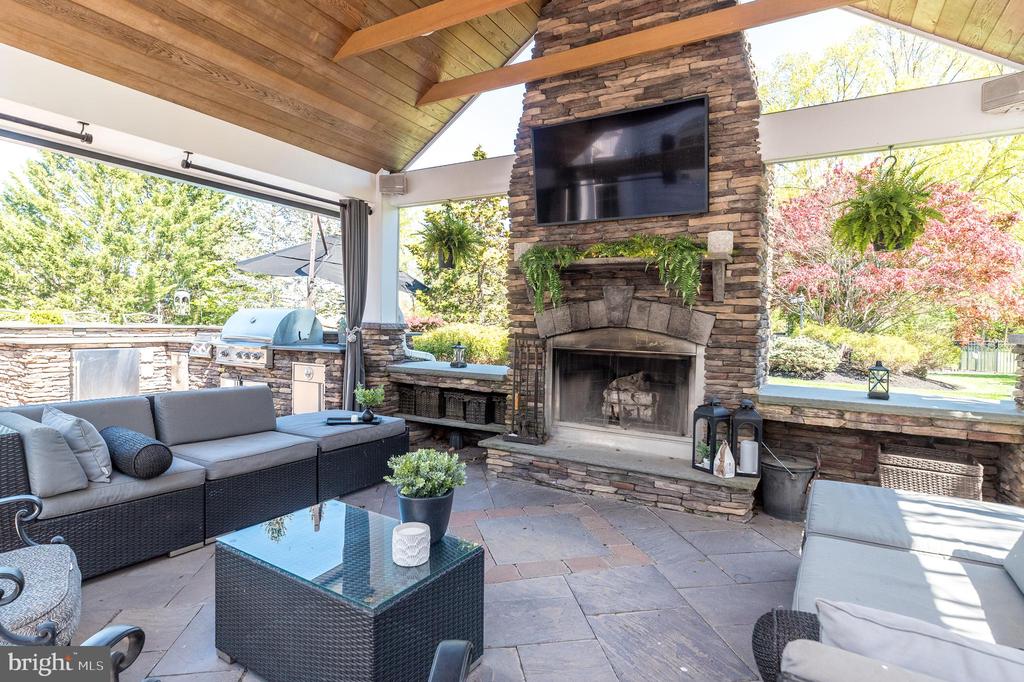 2209 Denbeigh Drive