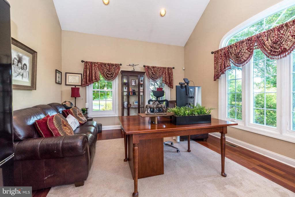 2209 Denbeigh Drive