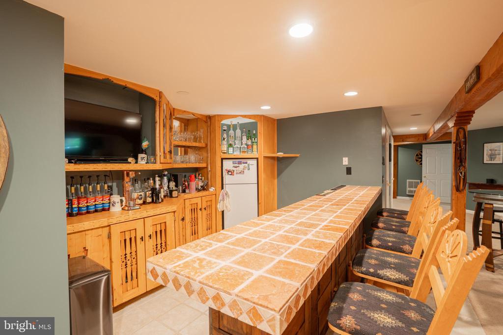 2330 WOOD LANE
