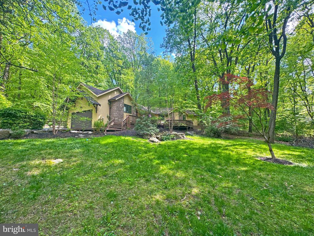 2330 WOOD LANE