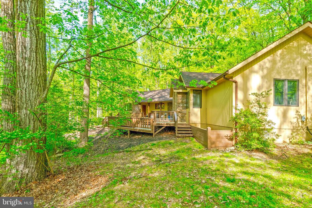 2330 WOOD LANE