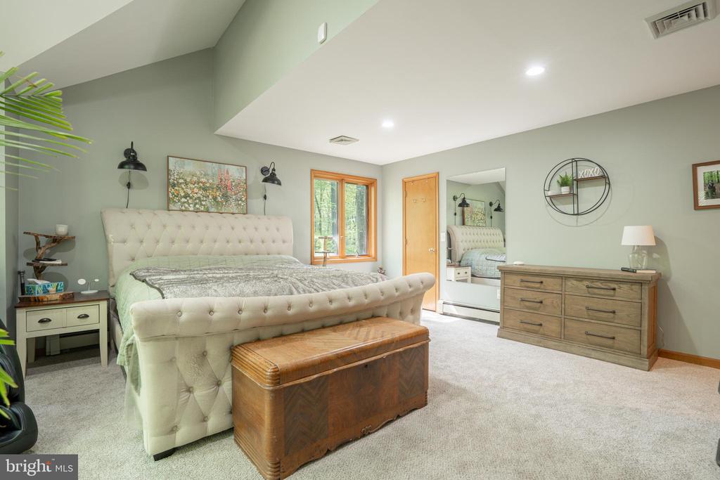 2330 WOOD LANE