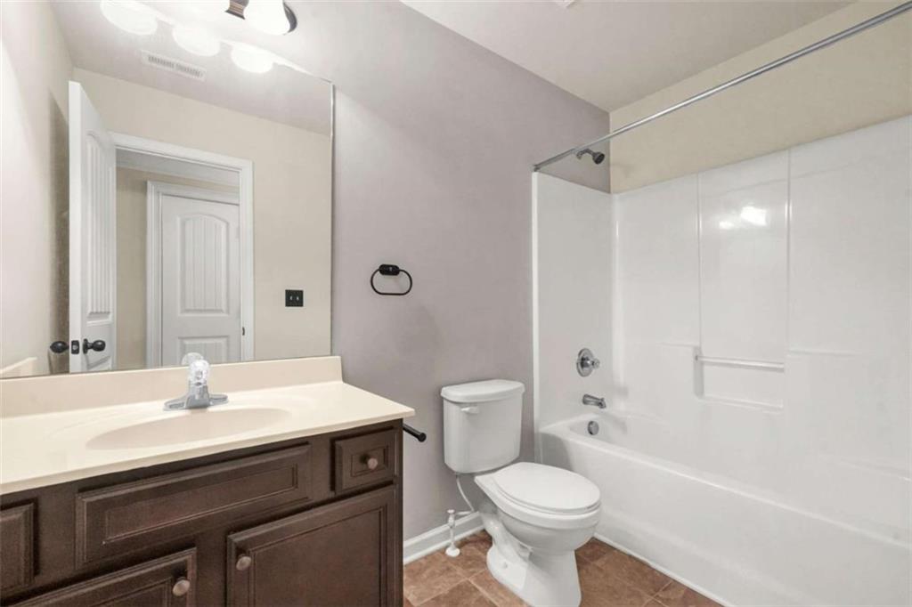 882 Nestling Drive
