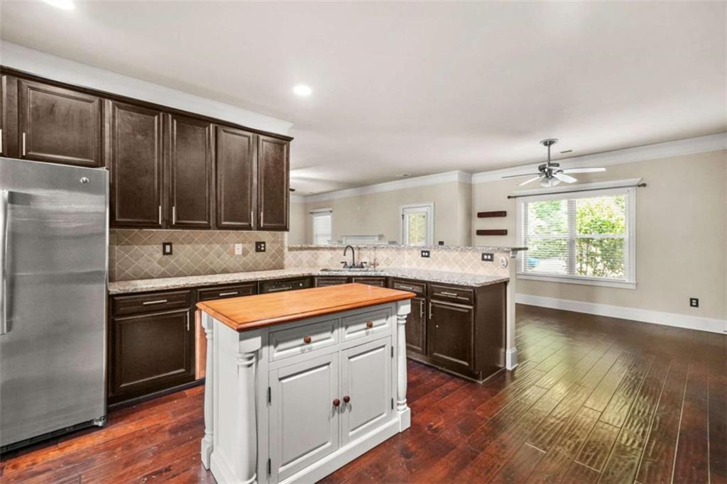 882 Nestling Drive