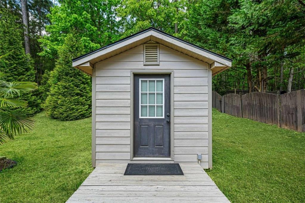 882 Nestling Drive