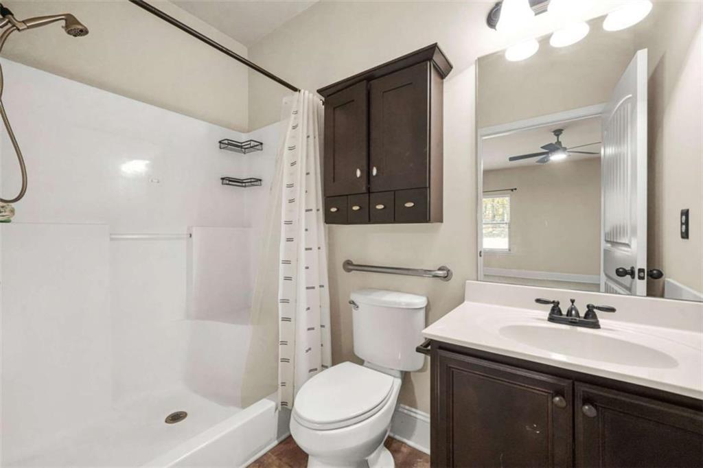 882 Nestling Drive
