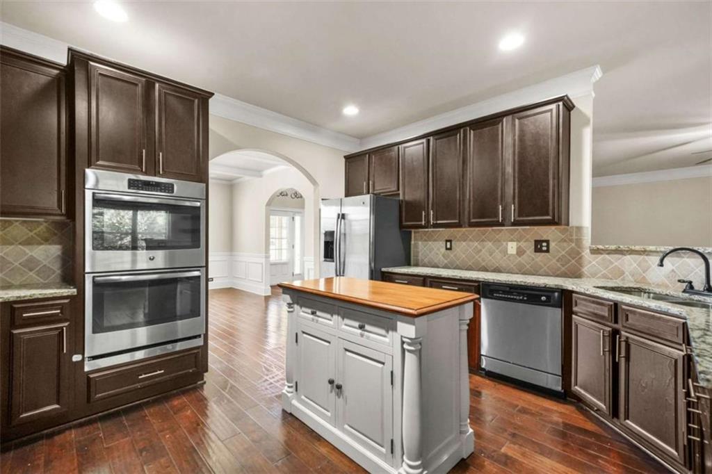 882 Nestling Drive