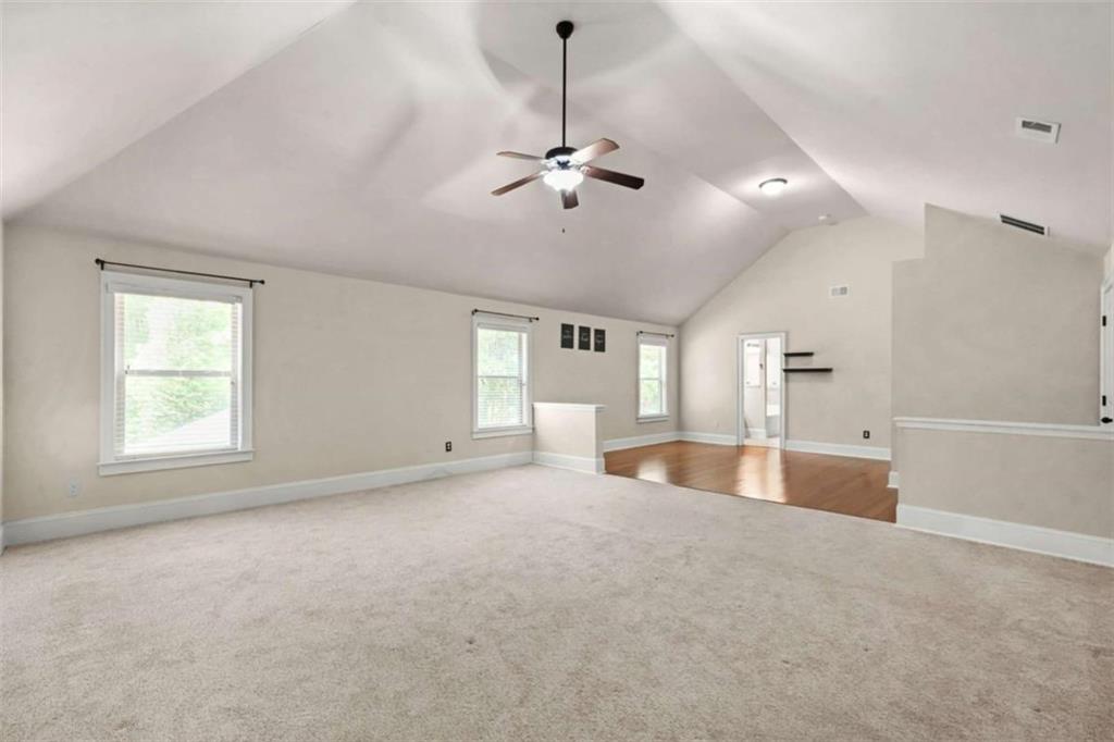 882 Nestling Drive