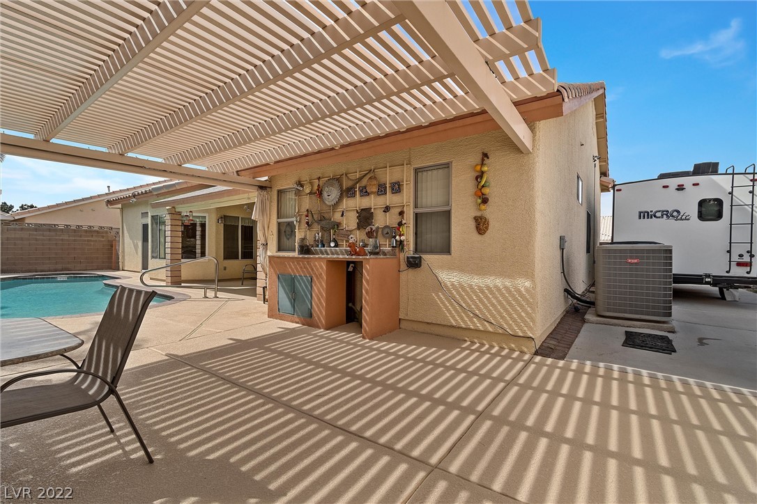 1741 Horizon Sunset Dr.