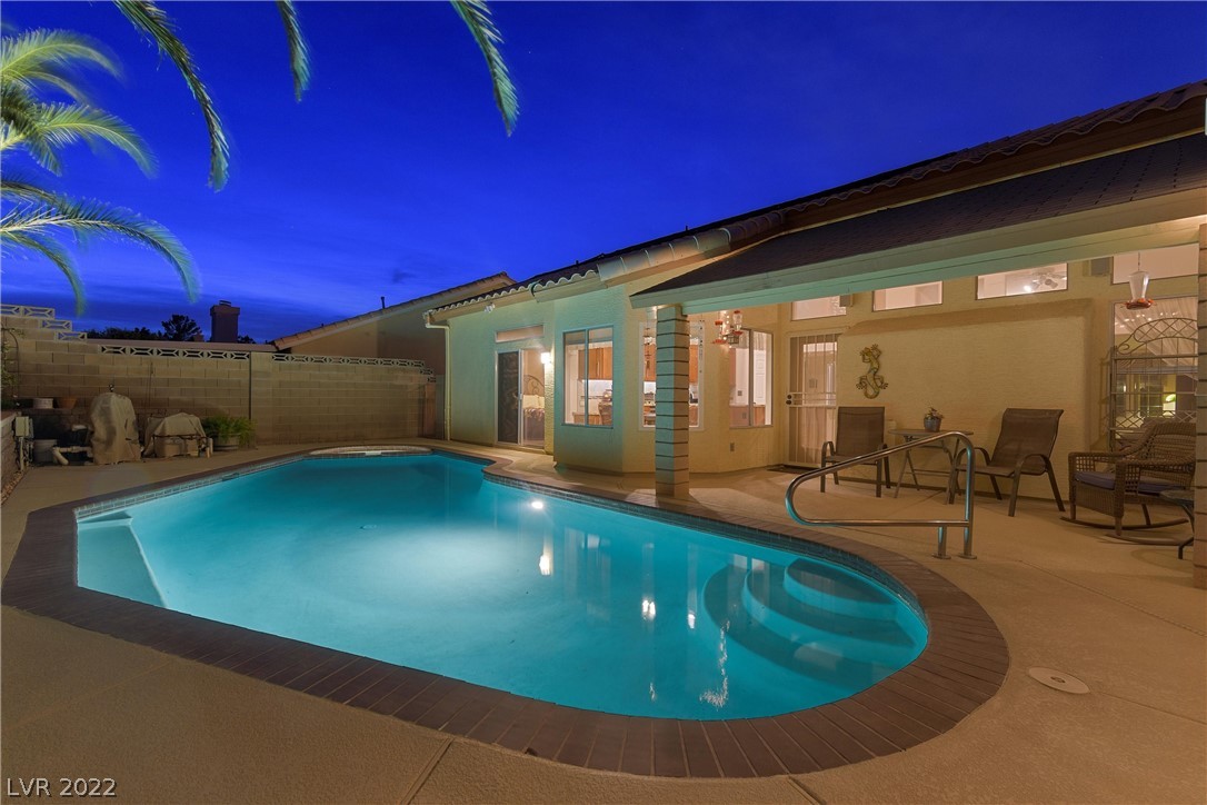 1741 Horizon Sunset Dr.