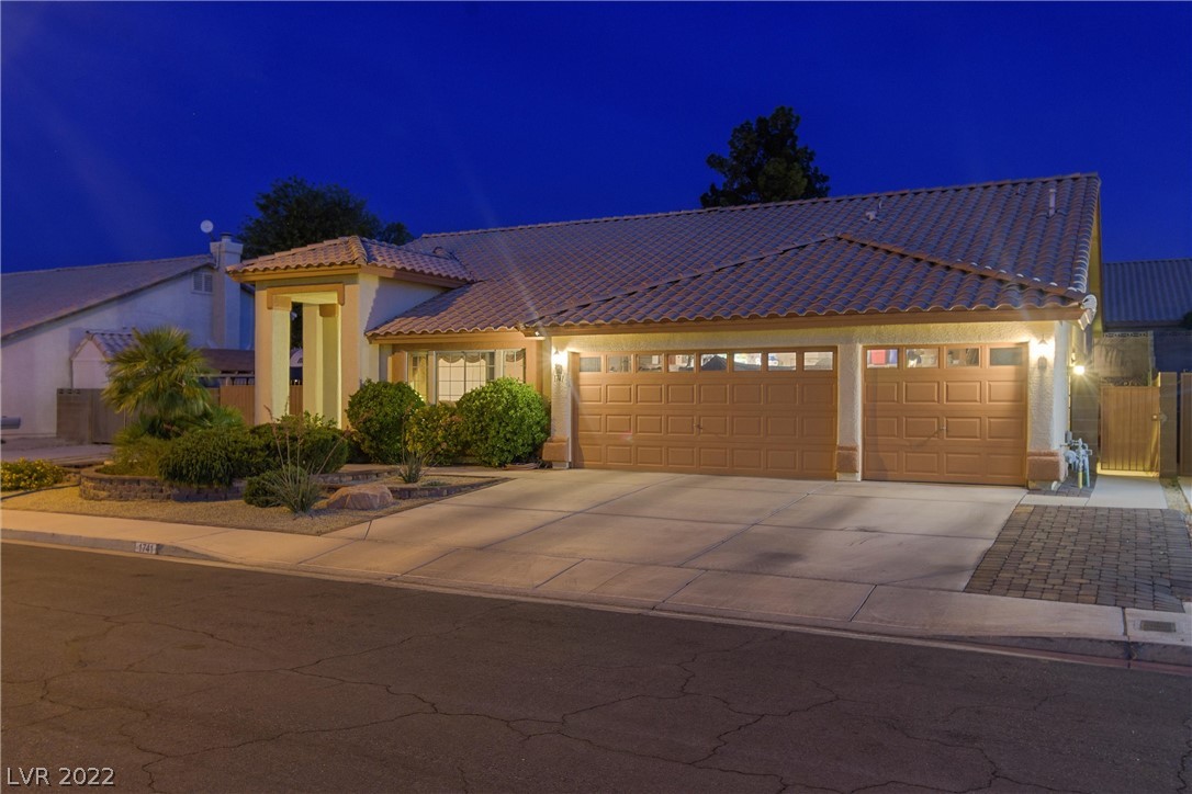 1741 Horizon Sunset Dr.