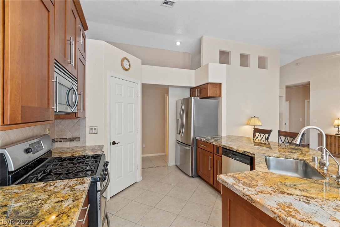 1741 Horizon Sunset Dr.