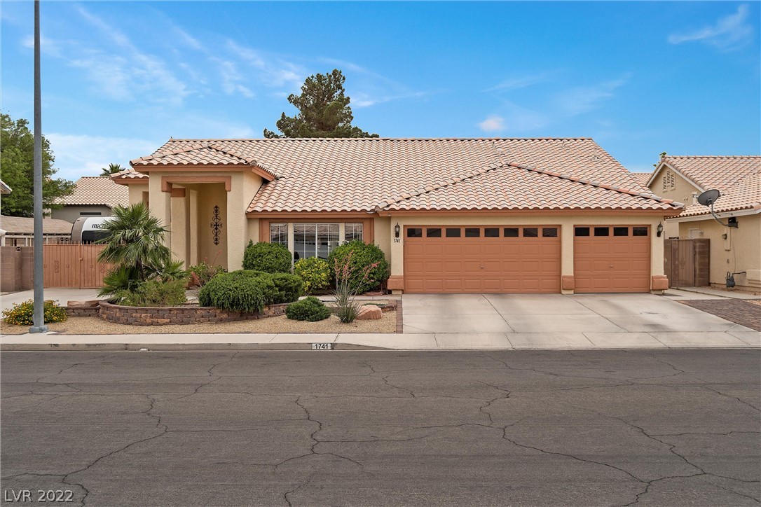 1741 Horizon Sunset Dr.