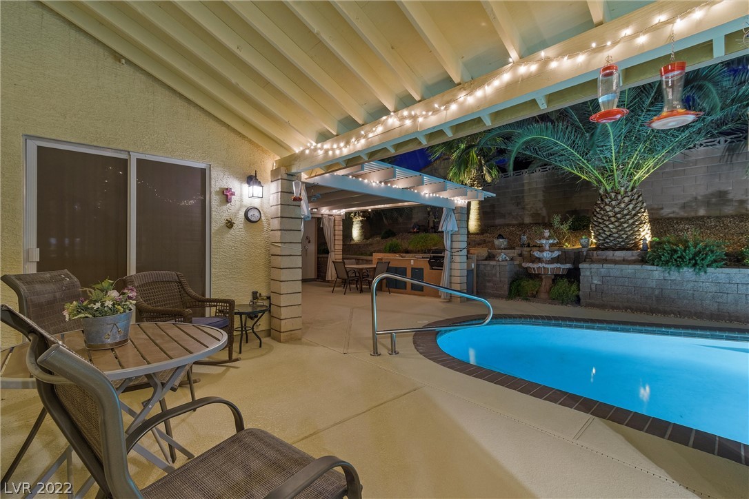 1741 Horizon Sunset Dr.