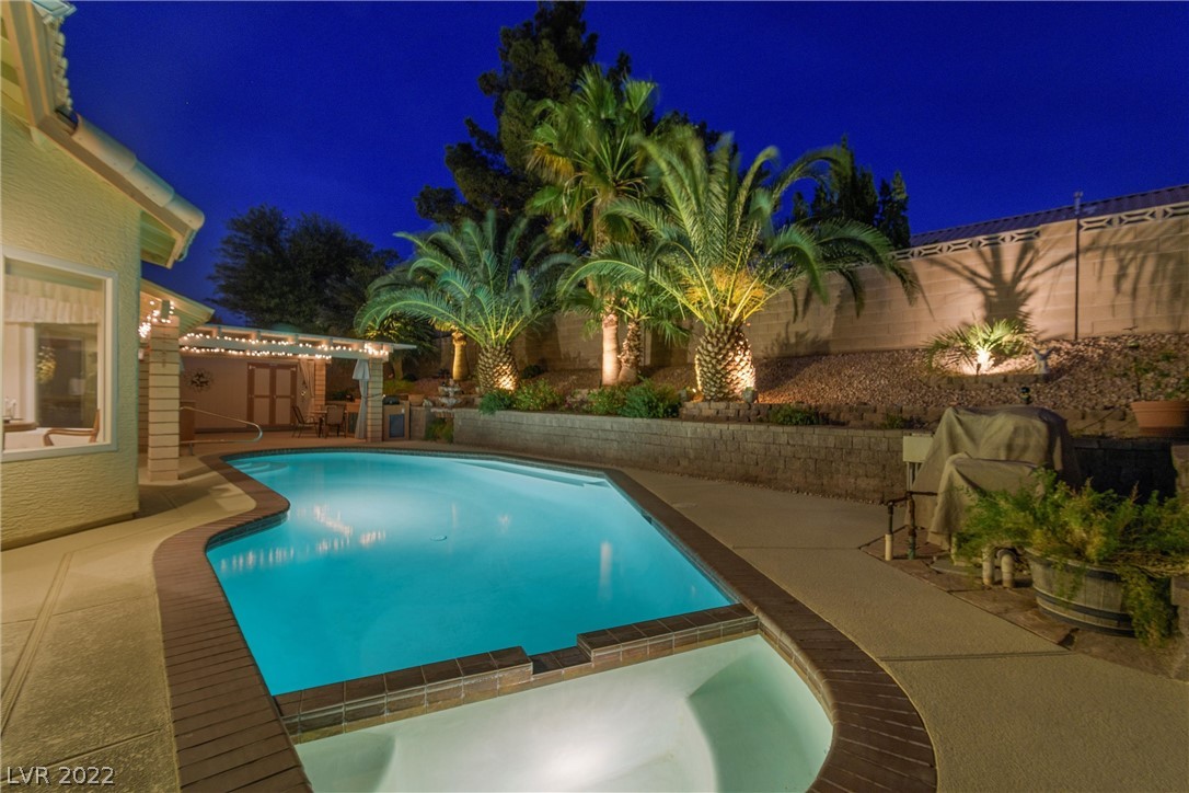 1741 Horizon Sunset Dr.