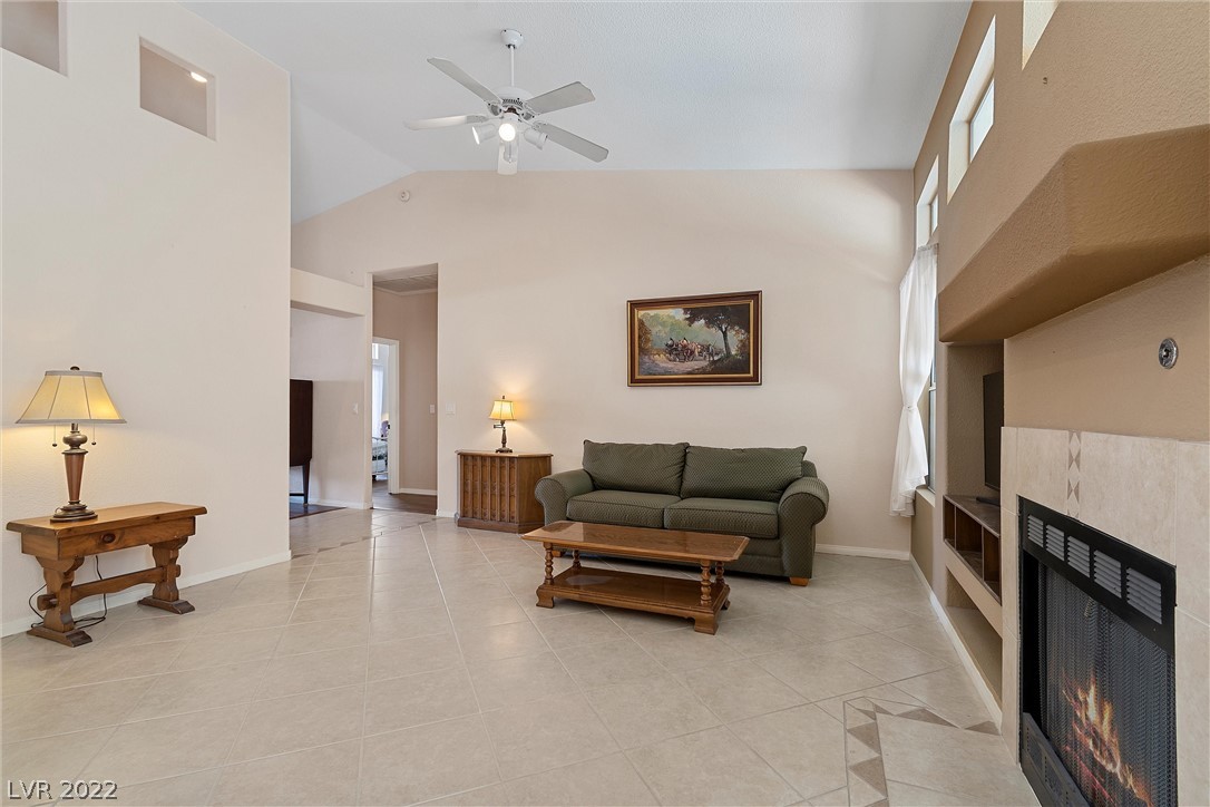 1741 Horizon Sunset Dr.