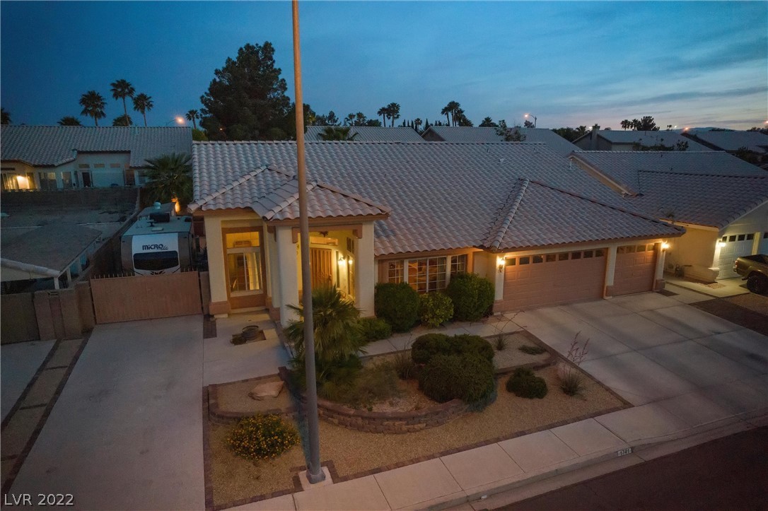 1741 Horizon Sunset Dr.