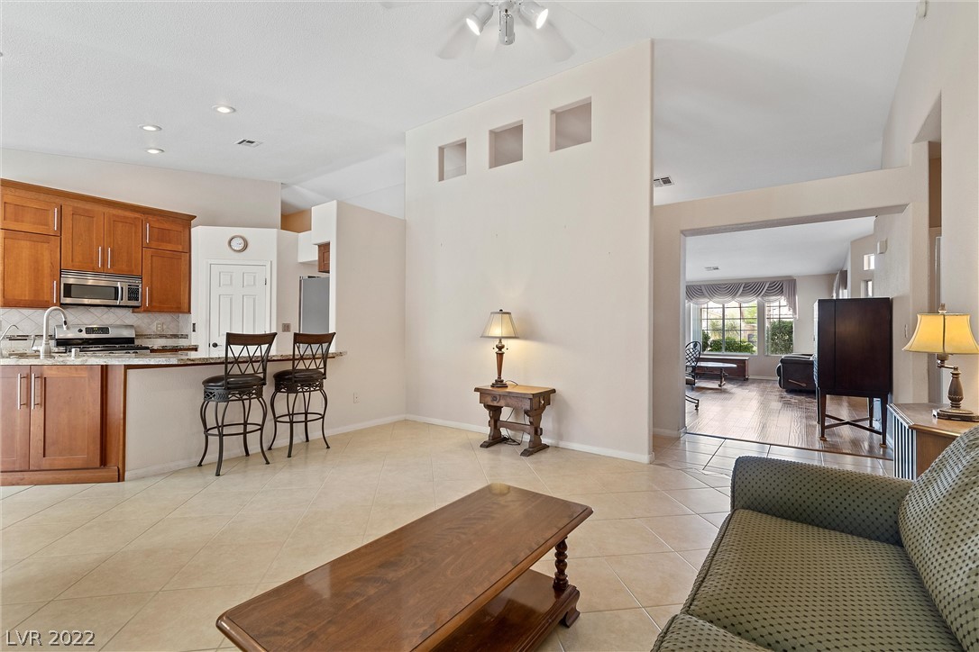 1741 Horizon Sunset Dr.