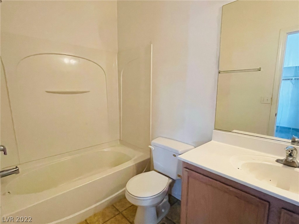 5915 Nuevo Leon Street Unit: 7