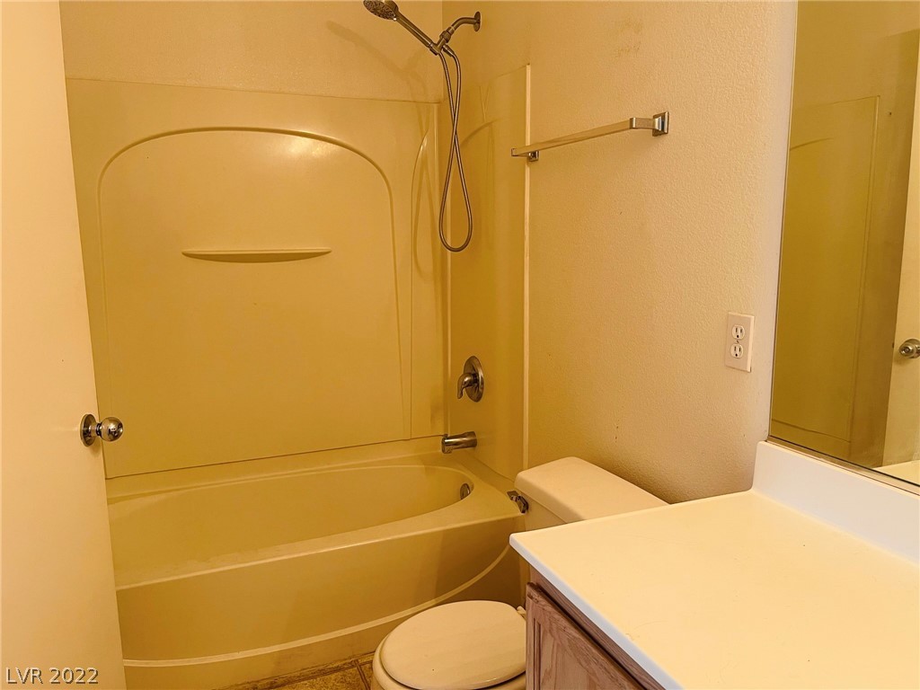 5915 Nuevo Leon Street Unit: 7