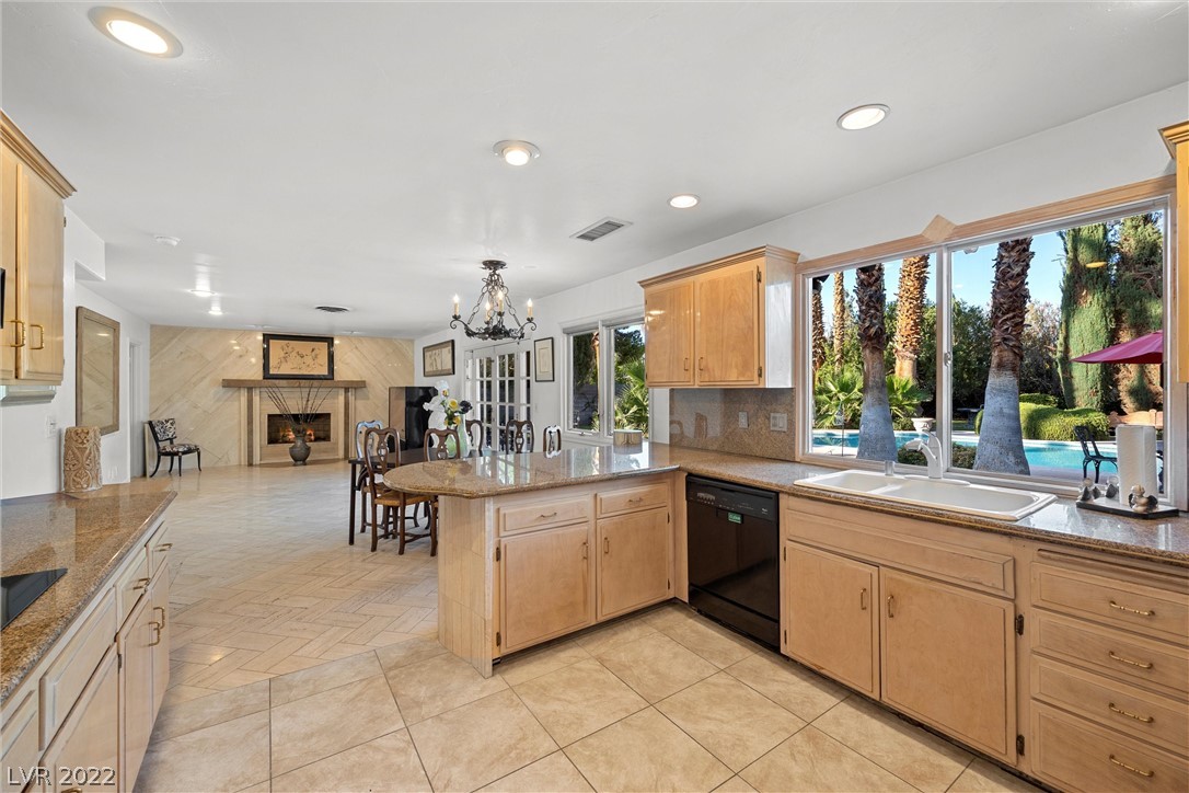 2904 Justice Lane