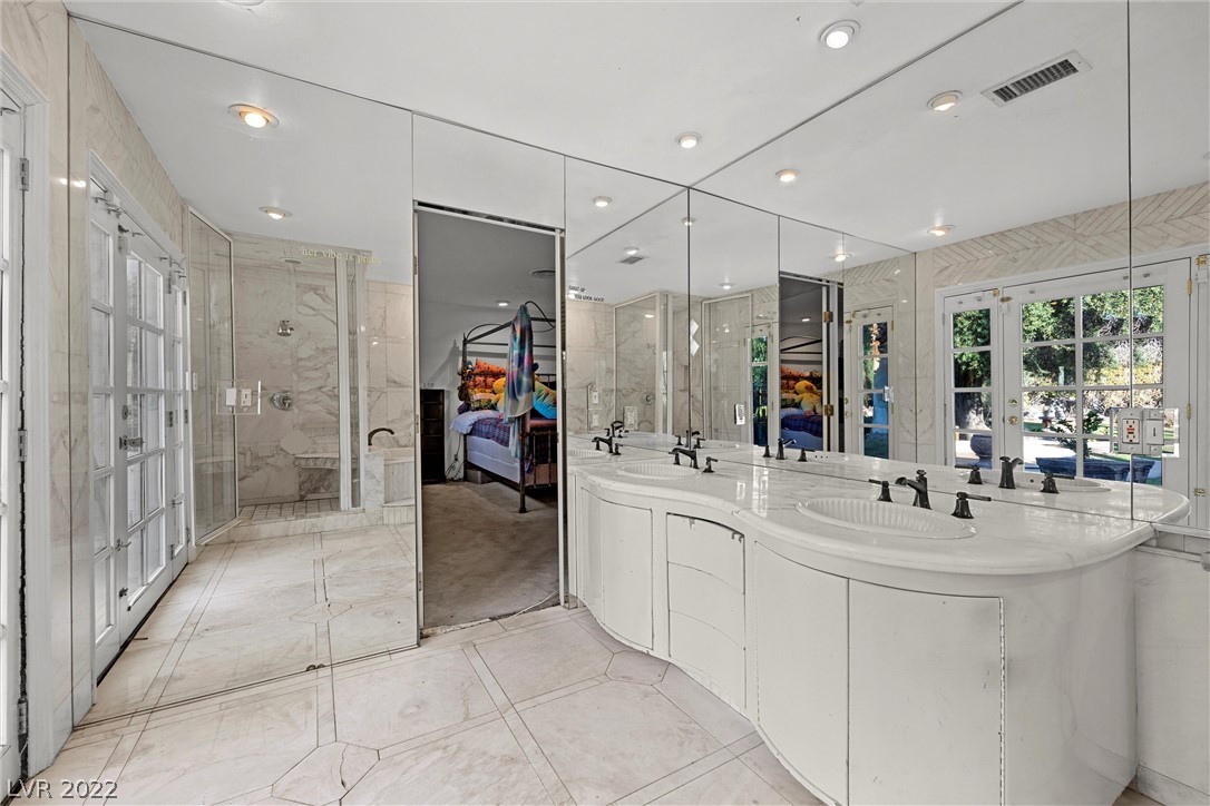 2904 Justice Lane