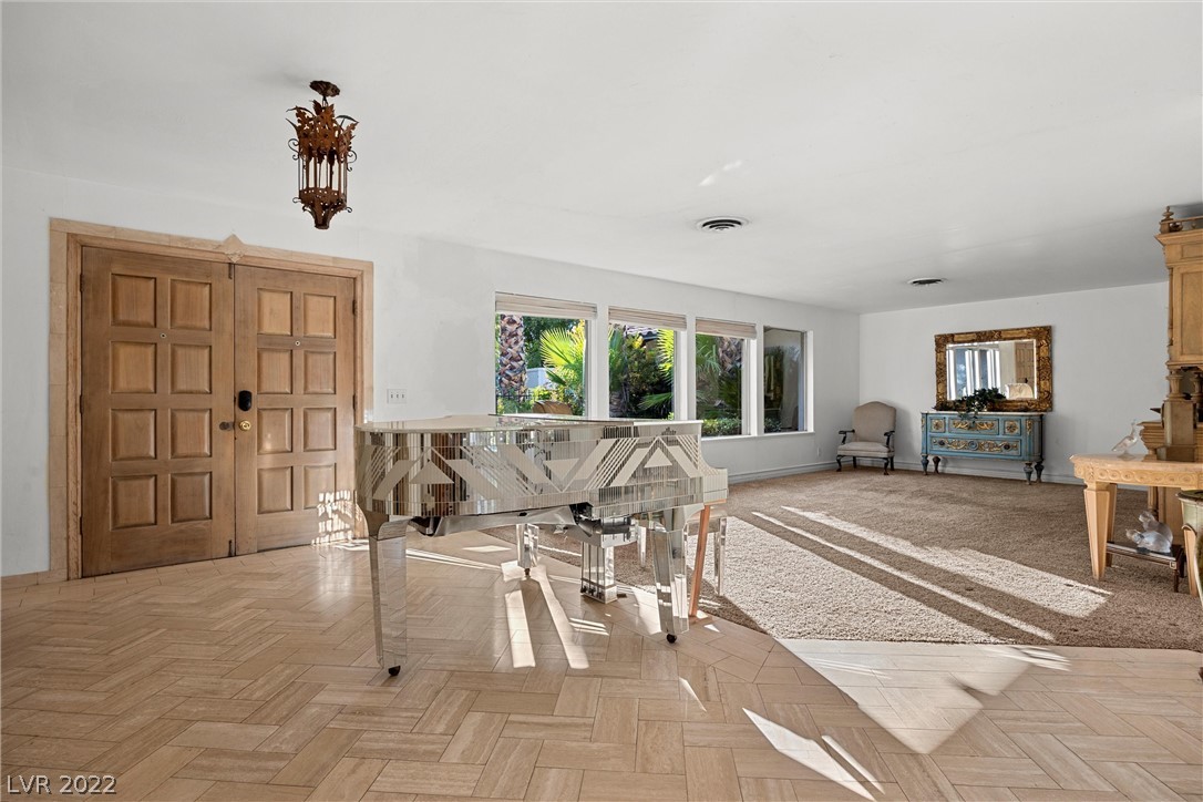 2904 Justice Lane