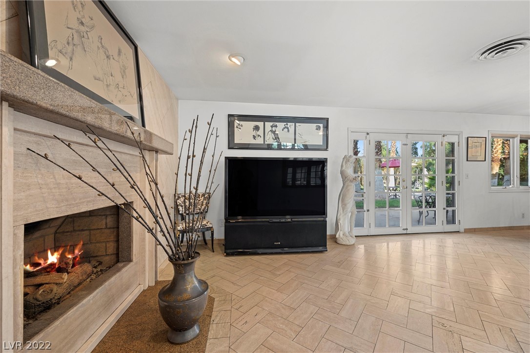 2904 Justice Lane