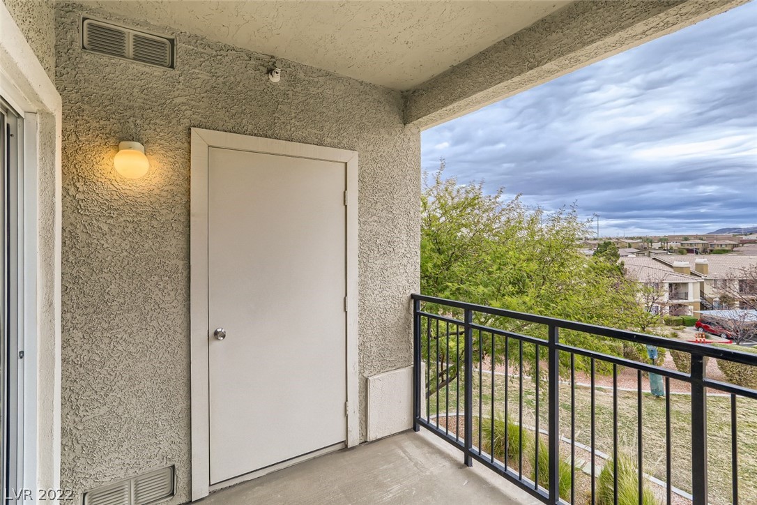 2900 Sunridge Heights Parkway Unit: 727