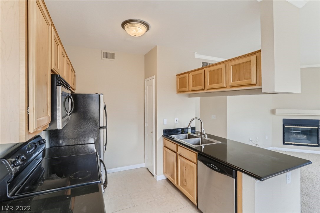 2900 Sunridge Heights Parkway Unit: 727
