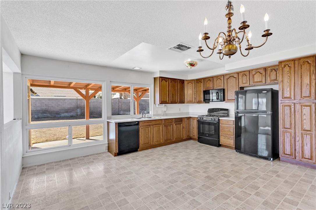 2335 Latigo Circle