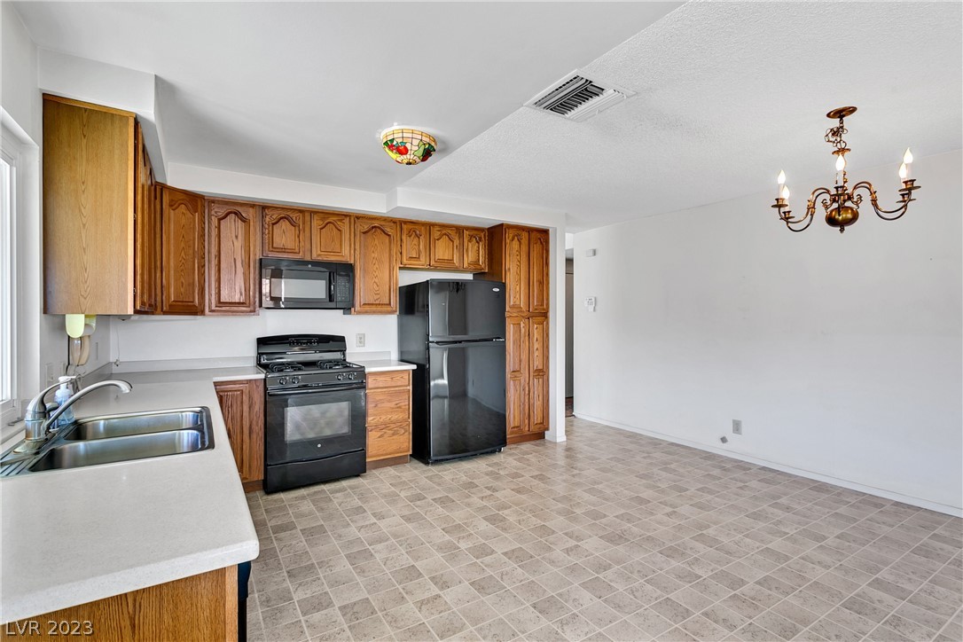 2335 Latigo Circle