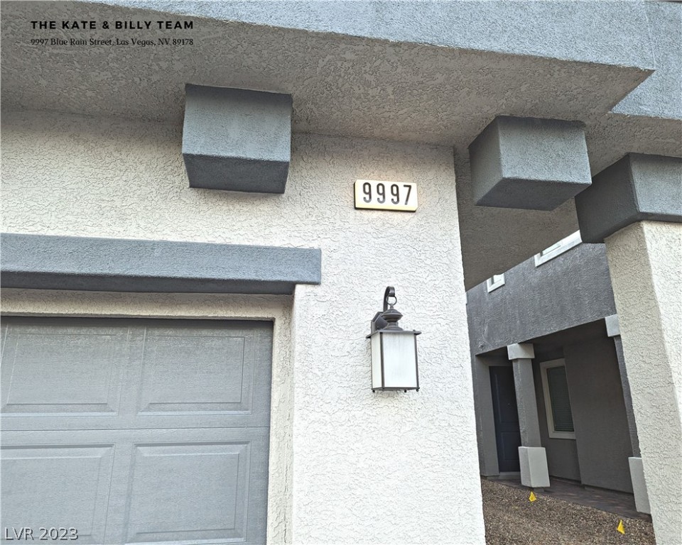 9997 Blue Rain Street