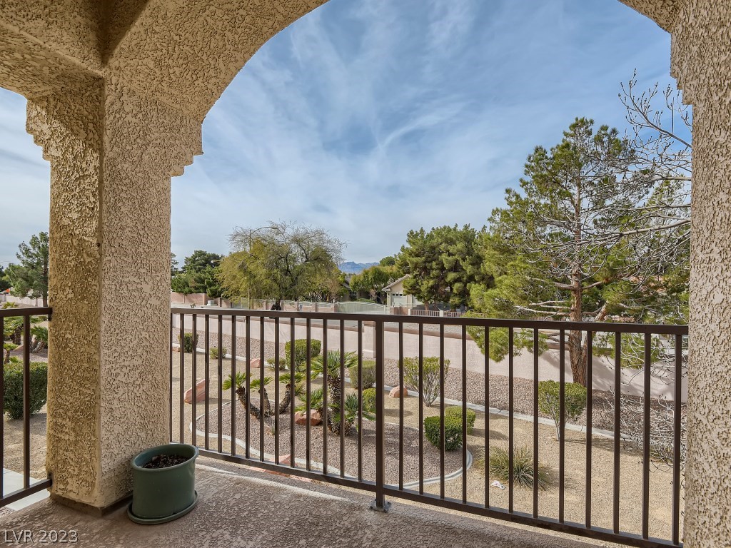 4941 Black Bear Road Unit: 204