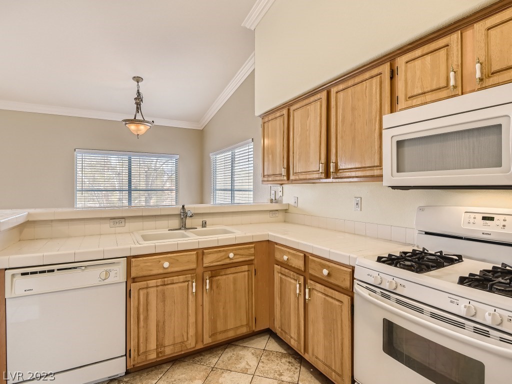 4941 Black Bear Road Unit: 204