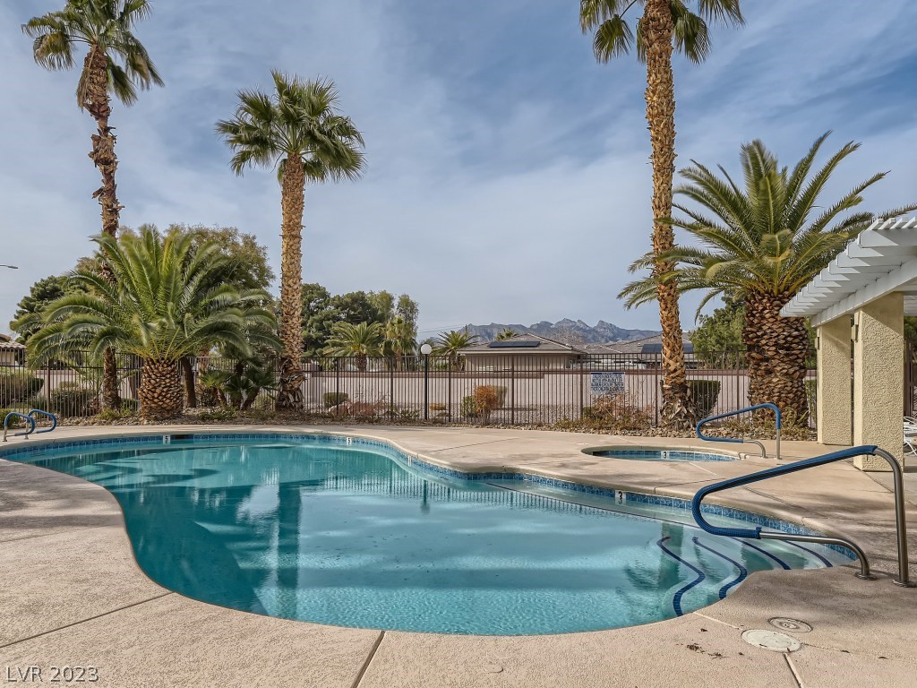 4941 Black Bear Road Unit: 204