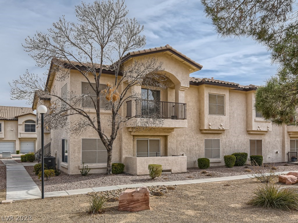 4941 Black Bear Road Unit: 204
