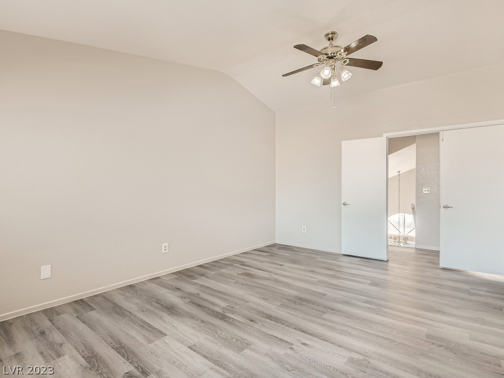 1733 Autumn Rust Drive