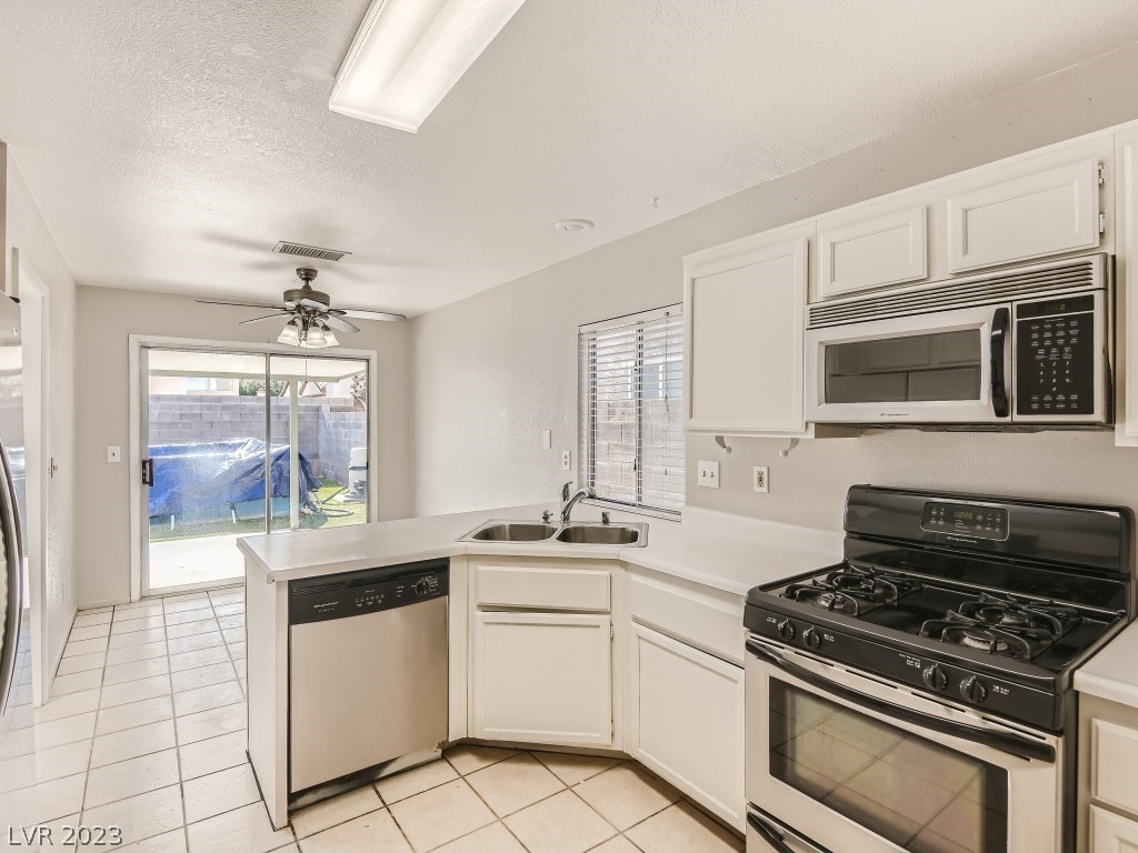 1733 Autumn Rust Drive