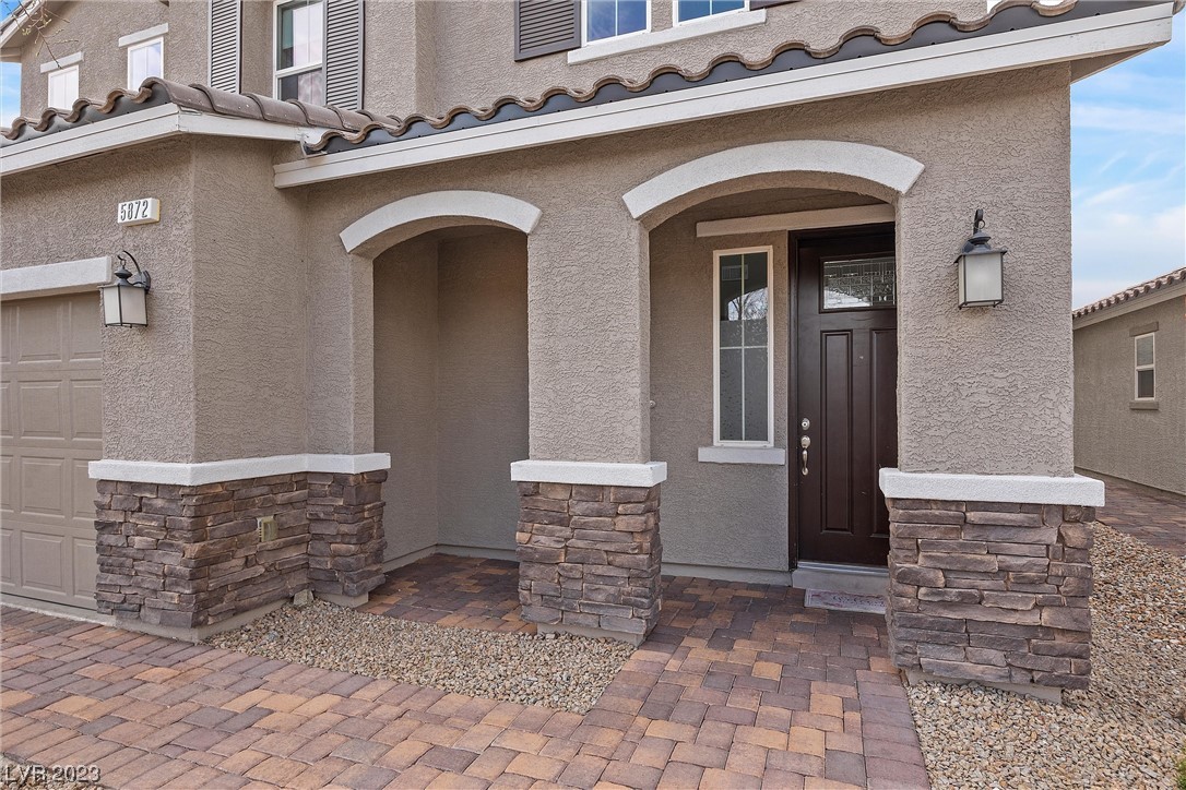 5872 Casa Branca Street