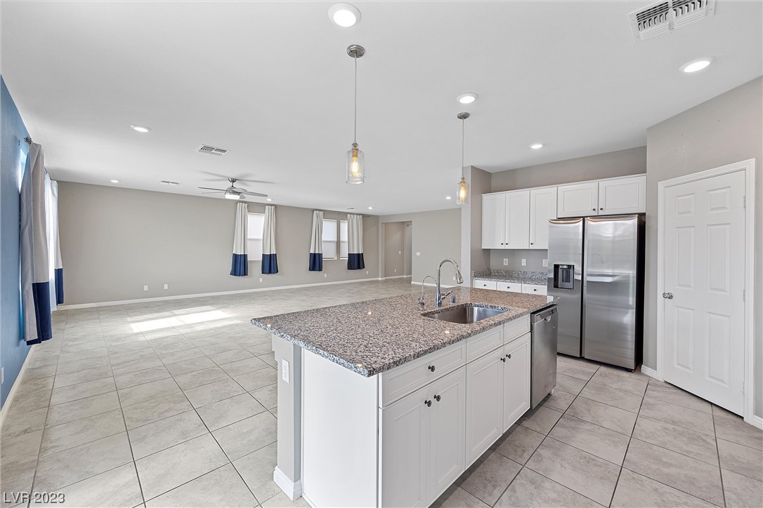 5872 Casa Branca Street